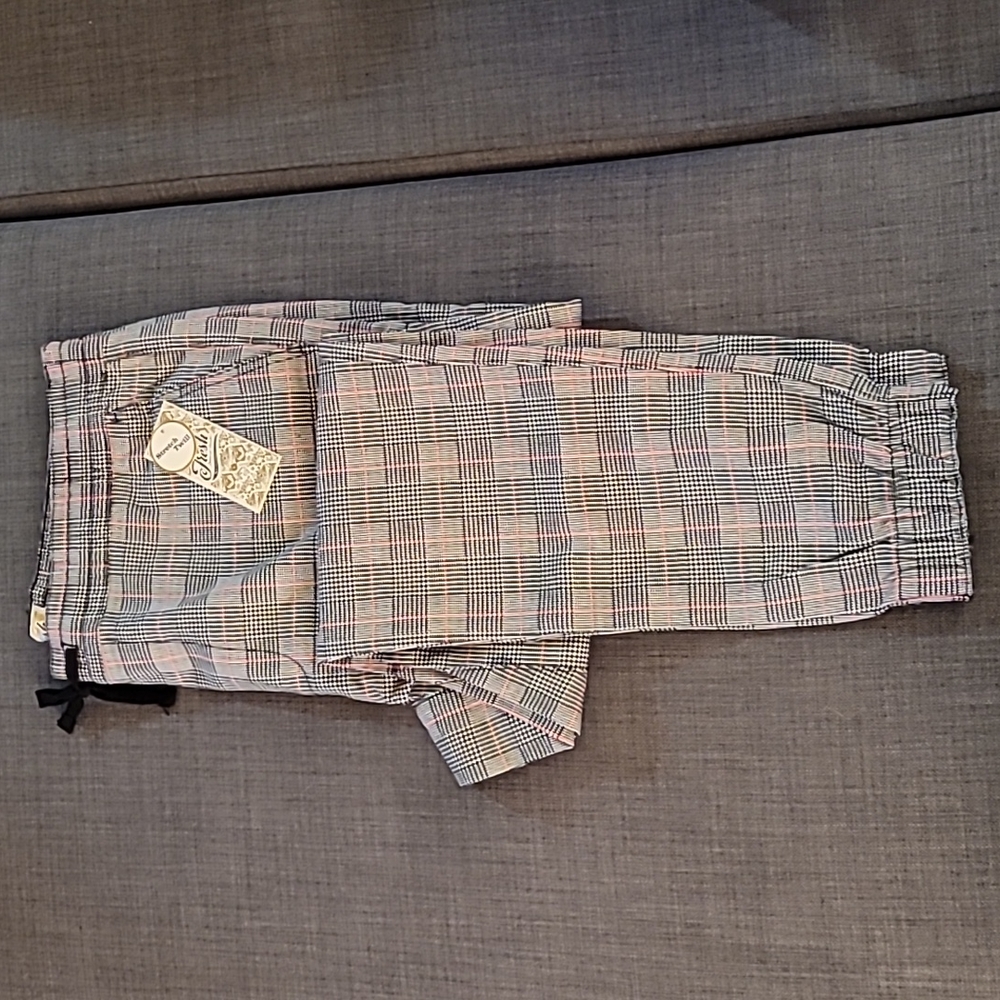 XL Black/Red/White Plaid Joggers